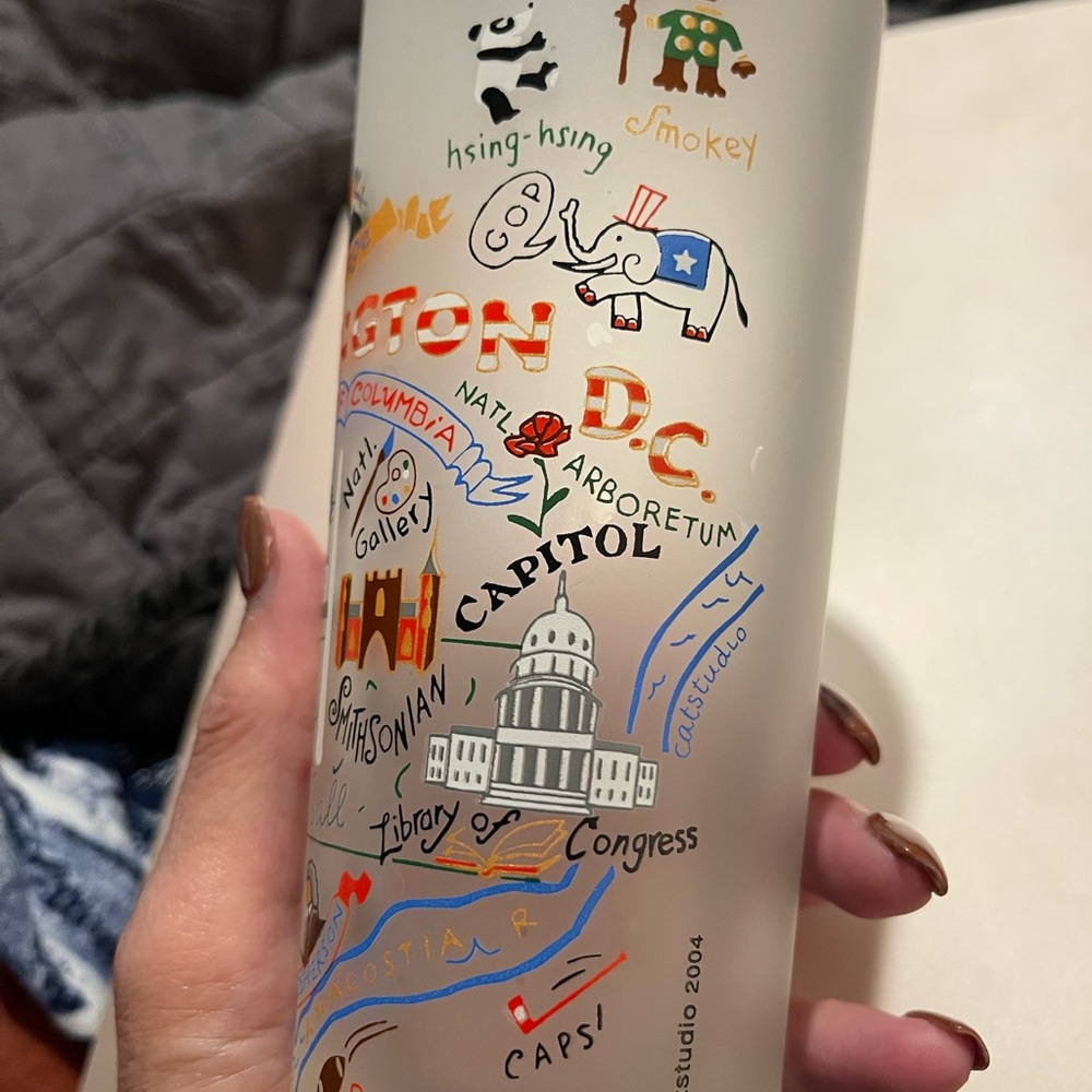 Washington D.C. Themed Tumbler Cat Studio - Picture 2 of 3